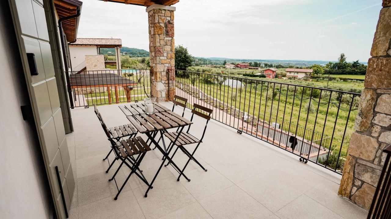 Apartment with Garden View